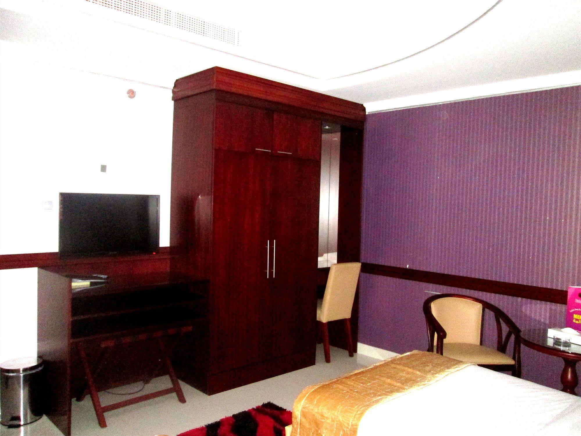 Aparthotel Hala - Baithans
